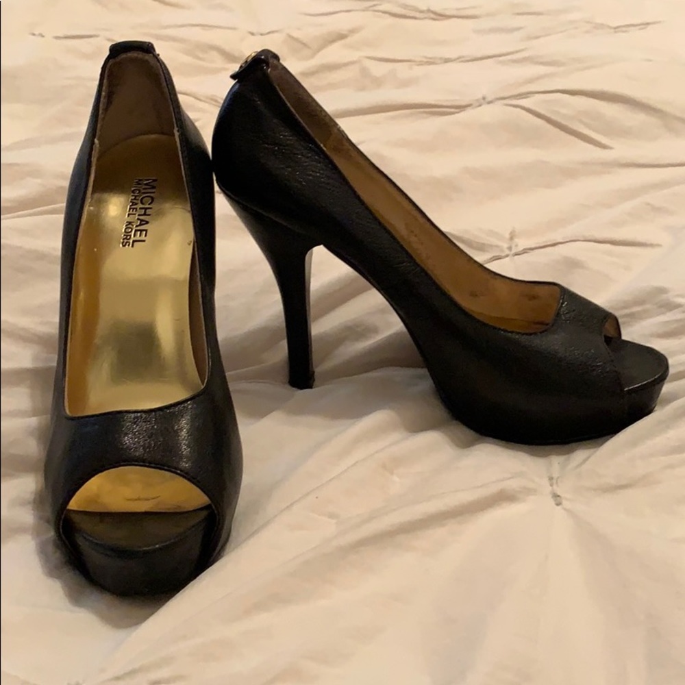 Micheal Kors peep toe black pumps